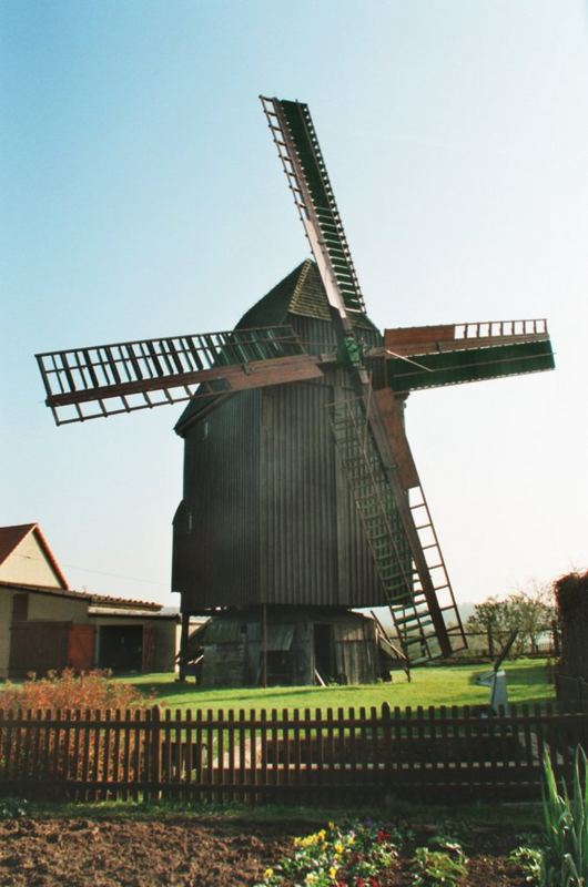 Schön, dass sie sich wieder dreht! Bockwindmühle bei Naumburg