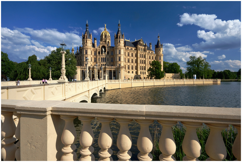 Schön-Wetter-Schloss