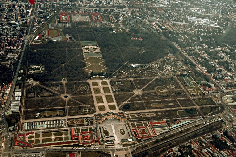 Schönbrunn aus der Vogelperspektive