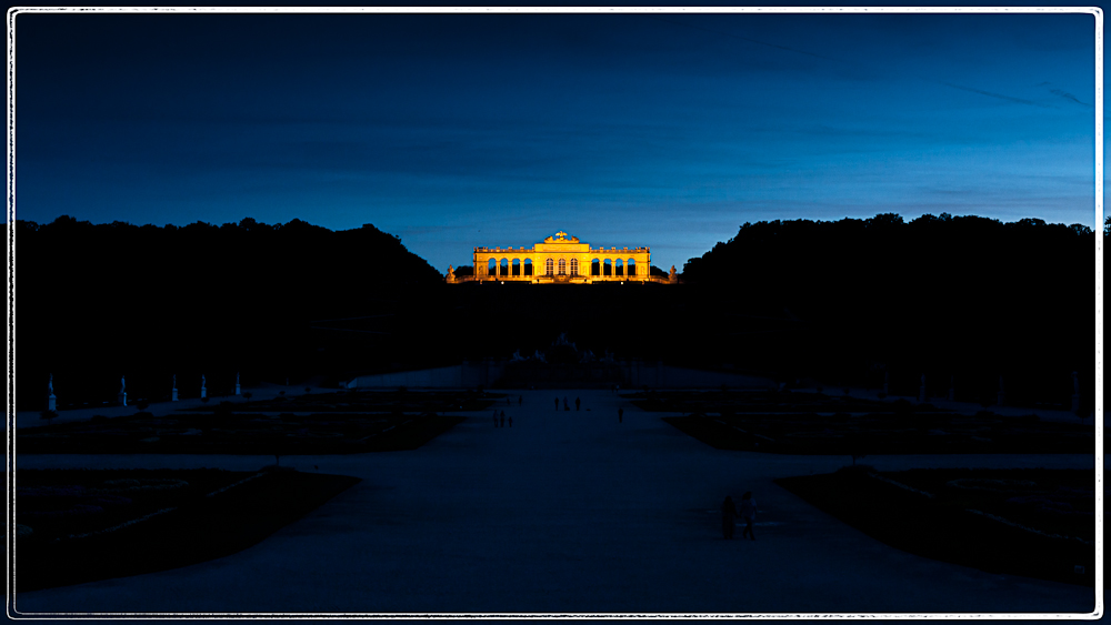 schönbrunn bei nacht 2