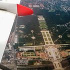 Schönbrunn beim Landeanflug in Wien