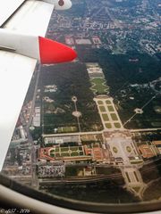 Schönbrunn beim Landeanflug in Wien