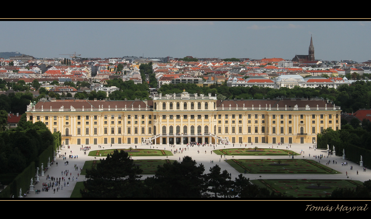 SCHÖNBRUNN ILUMINADO