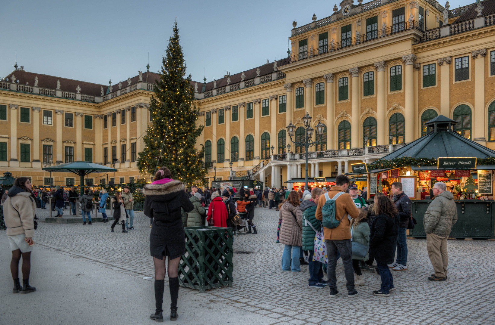 Schönbrunner Christkindlmarkt...