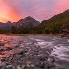 Schöne Abendstimmung am Fluss