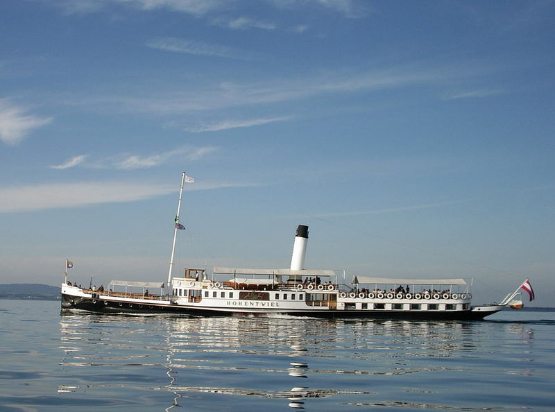 Schöne, alte Dame auf dem Bodensee