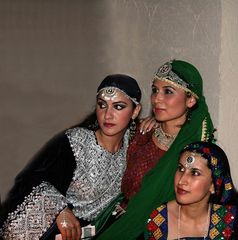 schöne frauen aus afghanistan