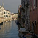 Schöne Gassen gibts viele in Venedig