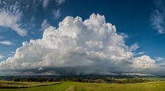 schöne Regenwolke