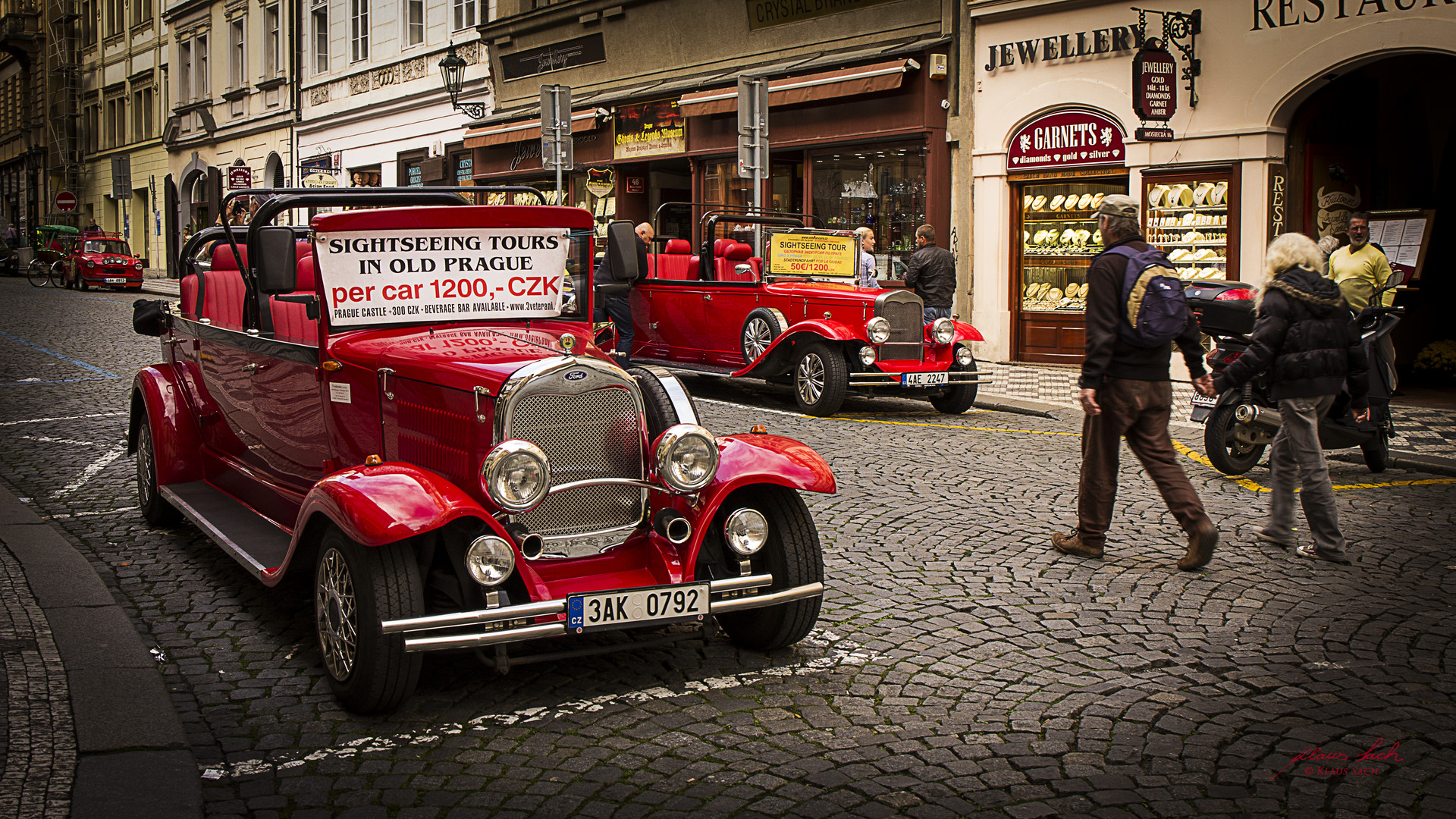 Schöne Retroautos in Prag