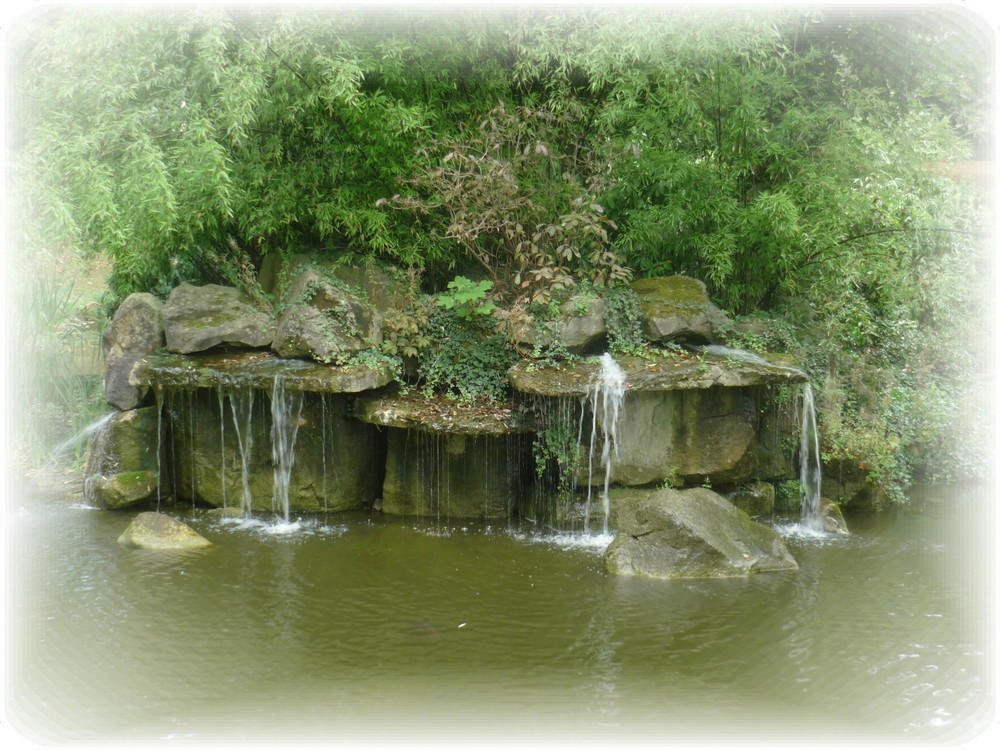 Schöne Wasserfall