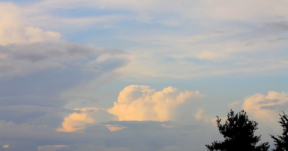 schöne Wolkenformation, aber nur + 2 Grad