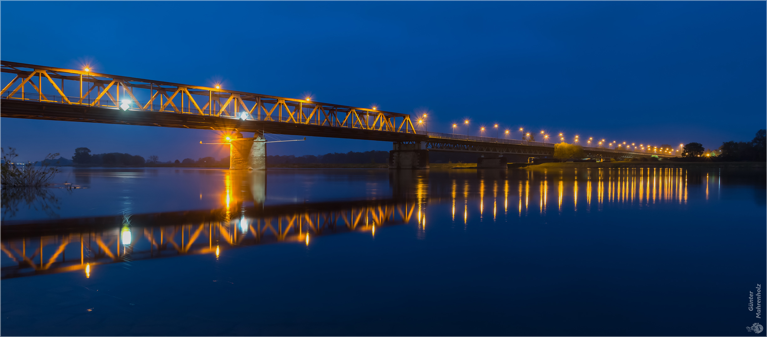 Schönebeck, Ernst-Thälmann-Brücke