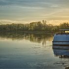 Schönebeck, Schiffsanleger am Morgen