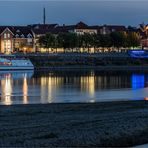 Schönebeck, Ufer mit Sandbank