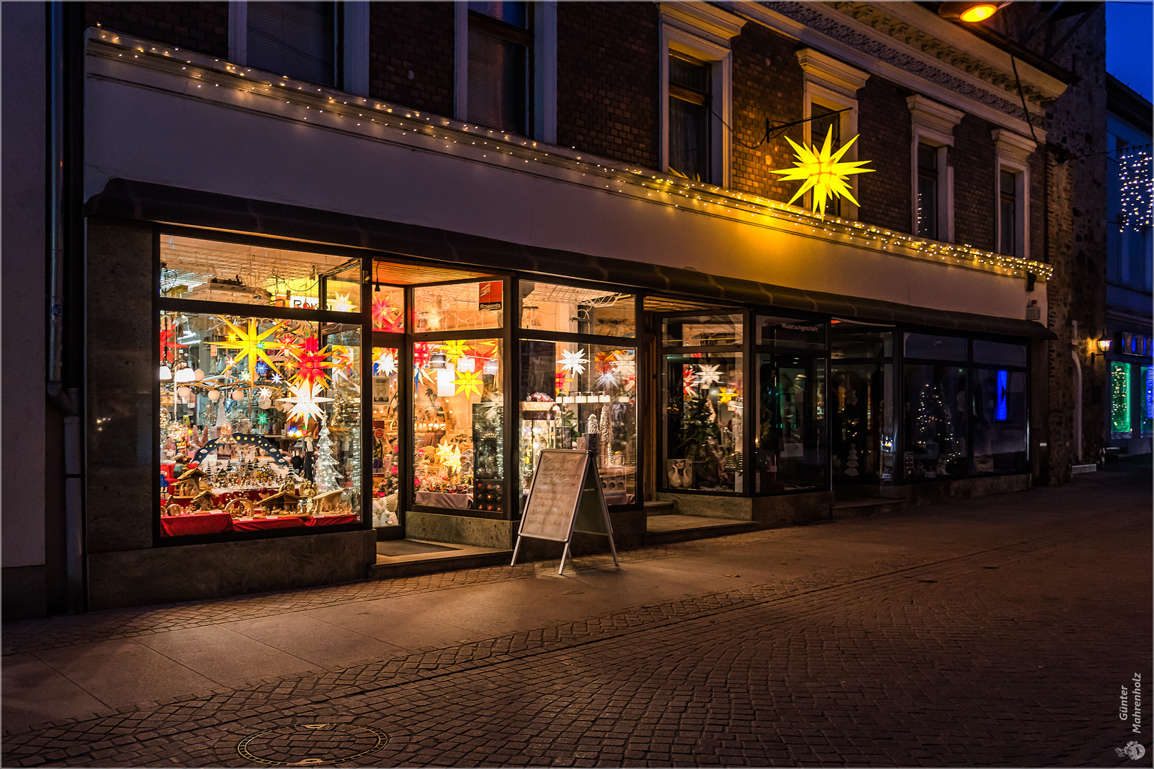 Schönebeck, weihnachtliches Geschäft