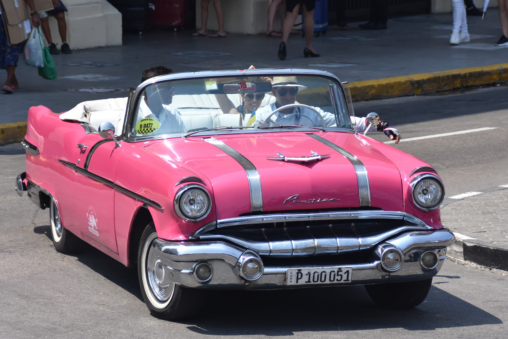 Schöner alter Pontiac in La Habana 