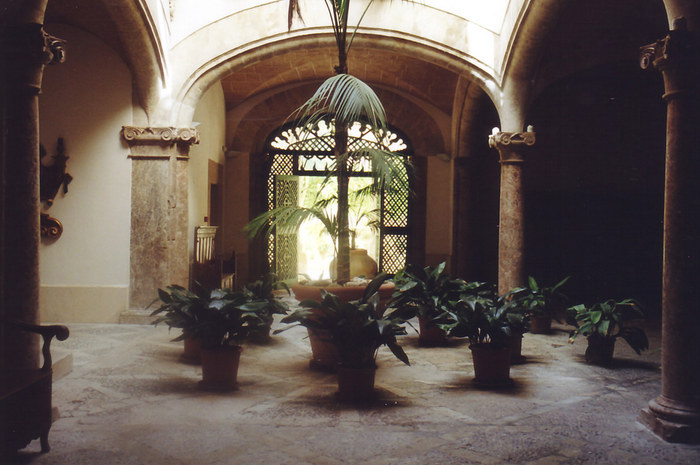 Schöner Innenhof in Palma