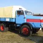 schöner Lastkraftwagen aus der DDR