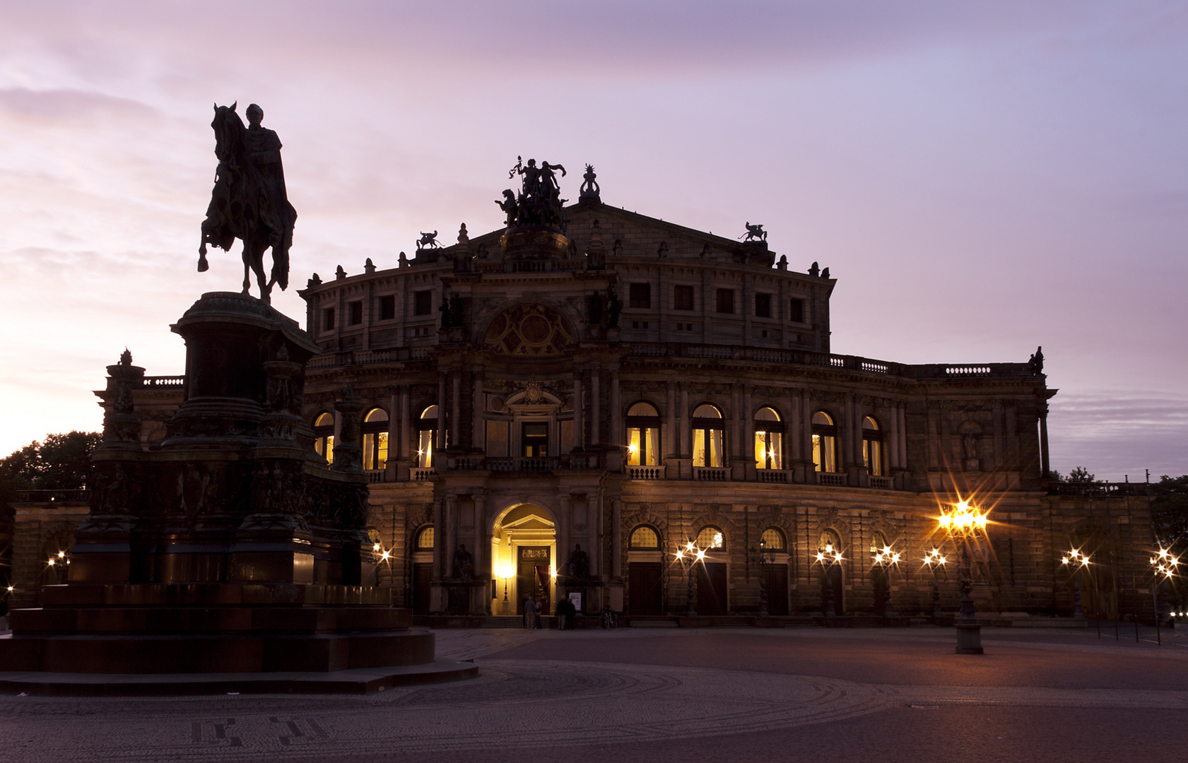 Schönes Dresden am Abend