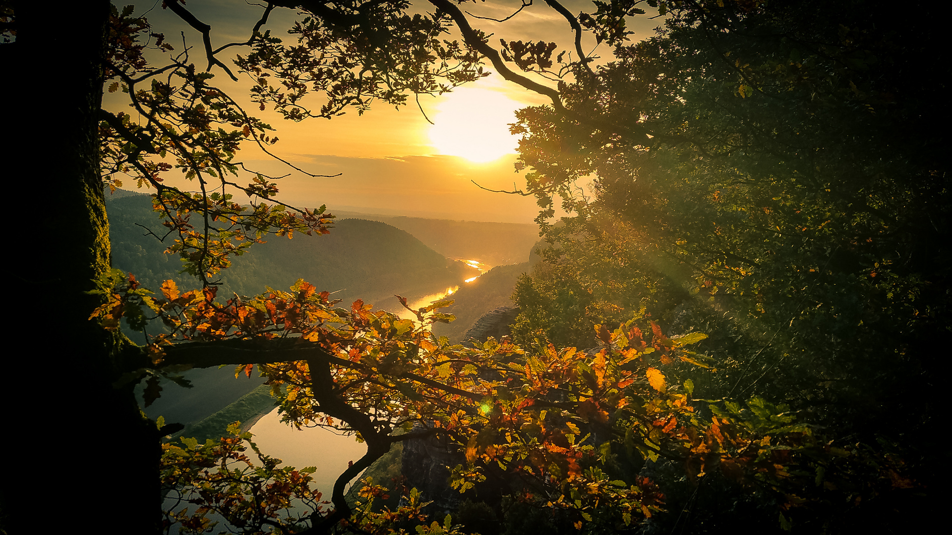 Schönes Sachsen " Blick vom Elbsandsteingebirge zur Elbe 4 "