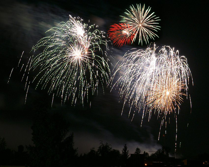 schönes Sommerfeuerwerk im schönen Bayern