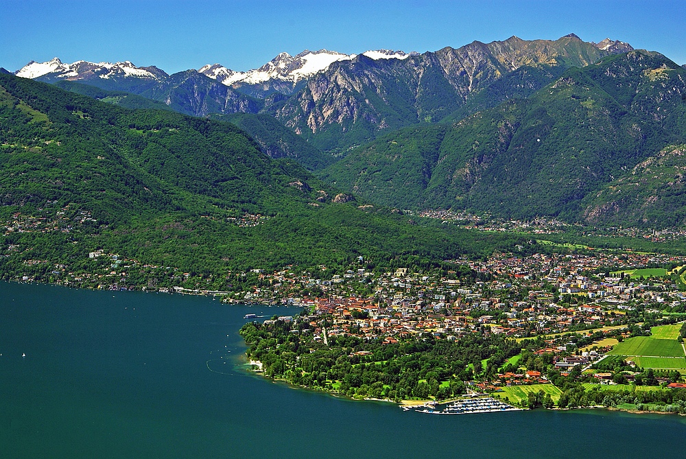 Schönes Tessin,- ... Blick auf Ascona ........