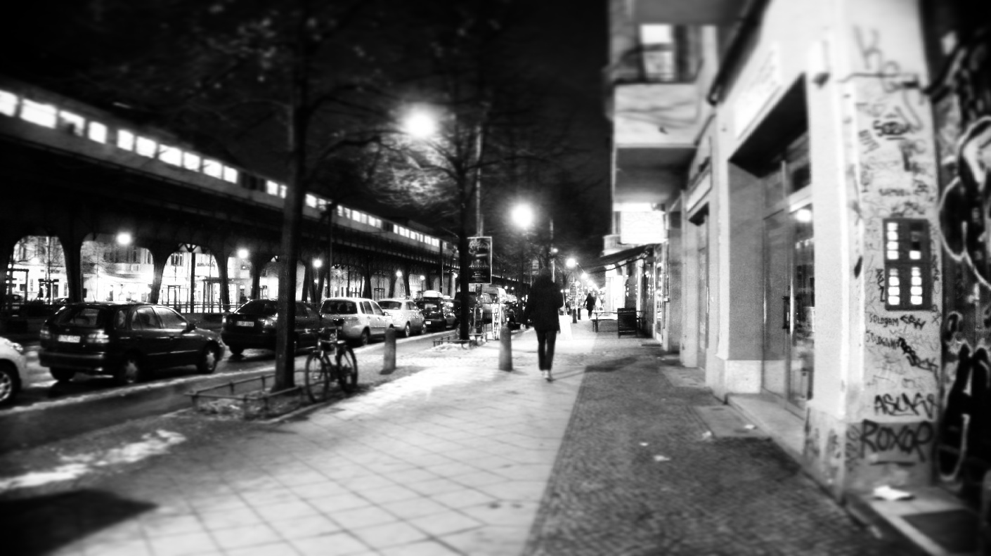 Schönhauser Allee in der Nacht