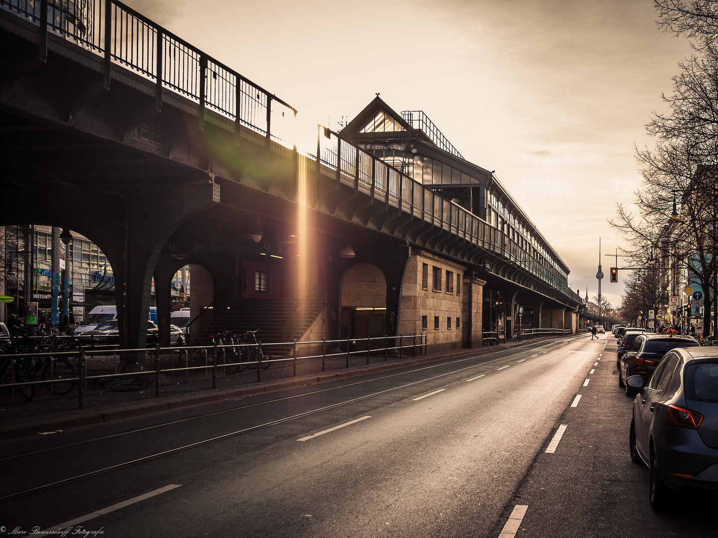 Schonhauser Allee U Bahhof Foto Bild City Street World Bilder Auf Fotocommunity
