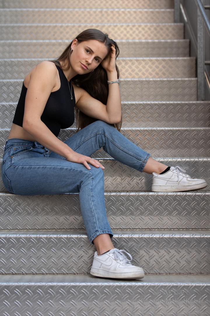 Schoenheit auf der Treppe