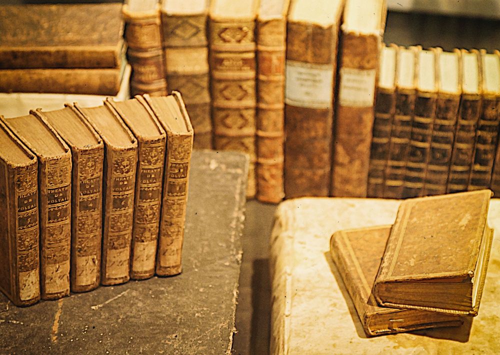 Schönheit Literatur Foto & Bild stillleben, bücher, museum Bilder auf