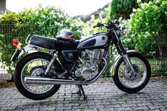 Schönheit: Yamaha SR 500