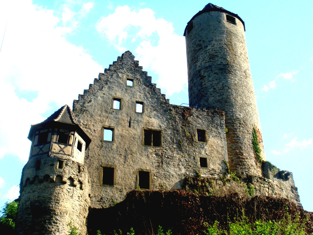 schönste Burg am Neckar