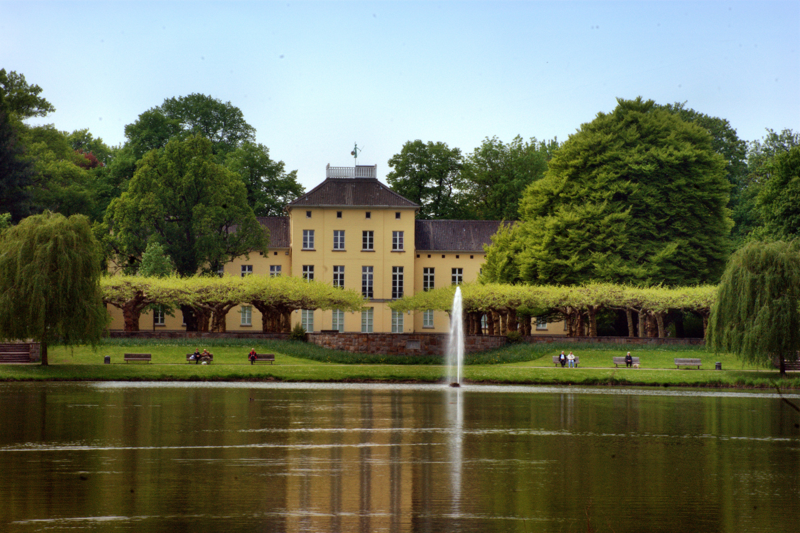 Schönwasser Park in Spring