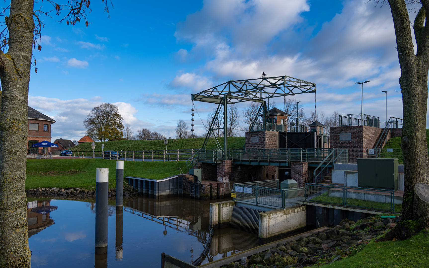 Schöpfwerkschleusenklappbrücke