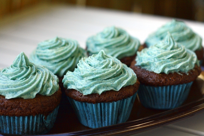 Schokocupcakes mit Limetten Vanille Frosting