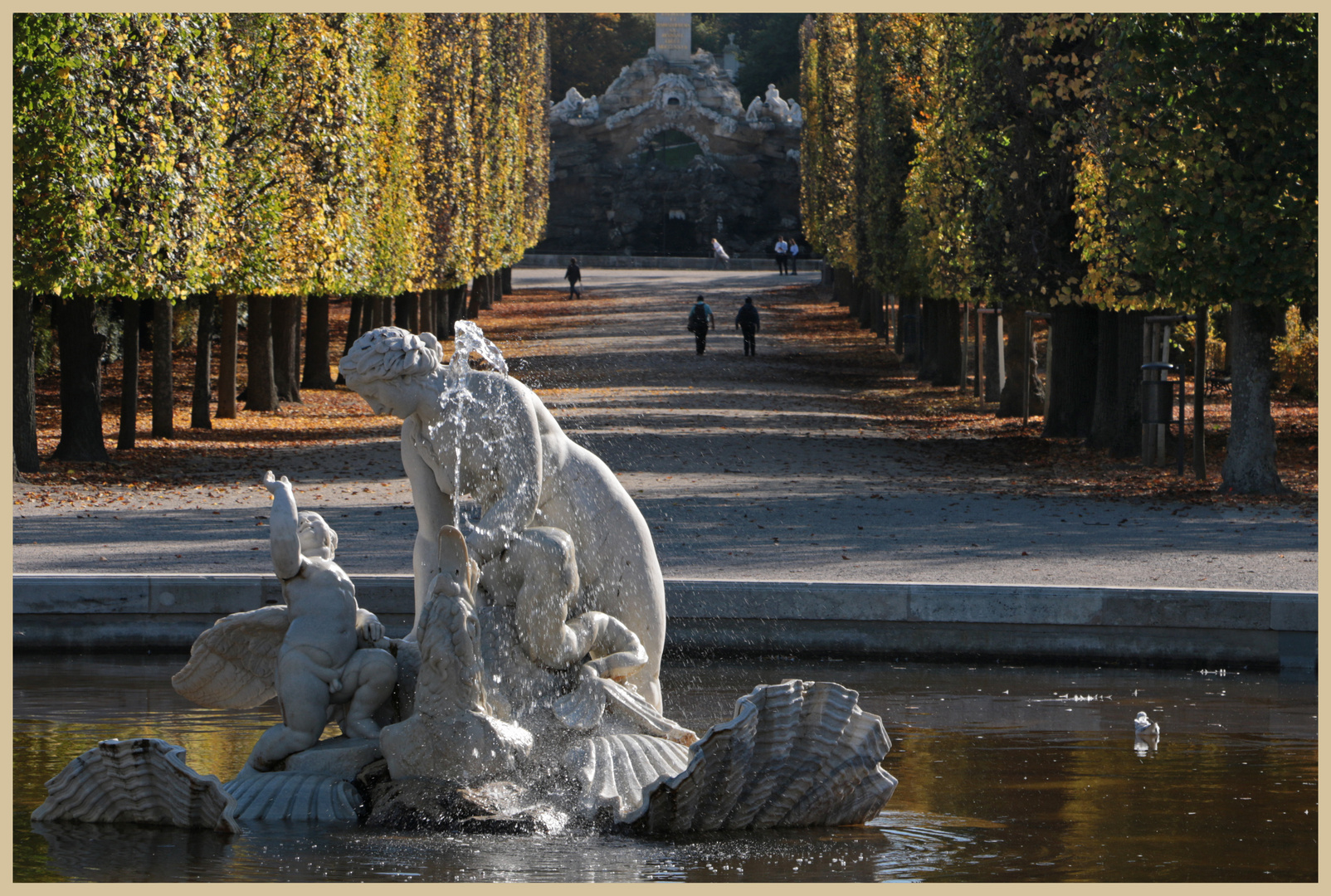 Schonbrunn 13