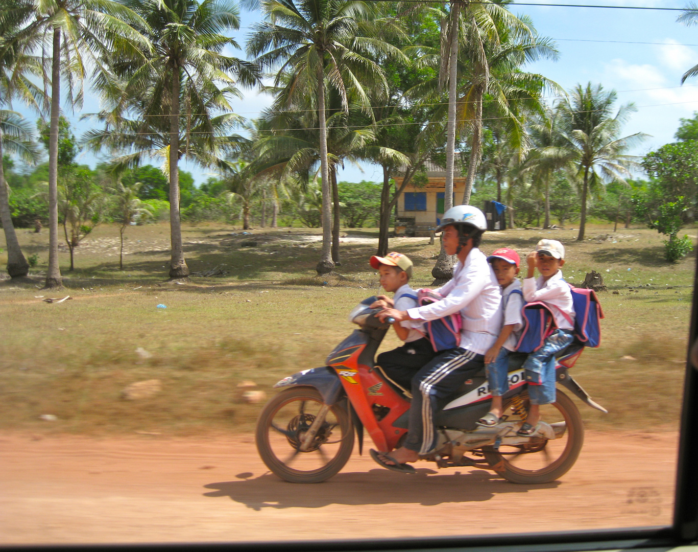 School Bus to Duong Dong Phú Quoc Island Vietnam