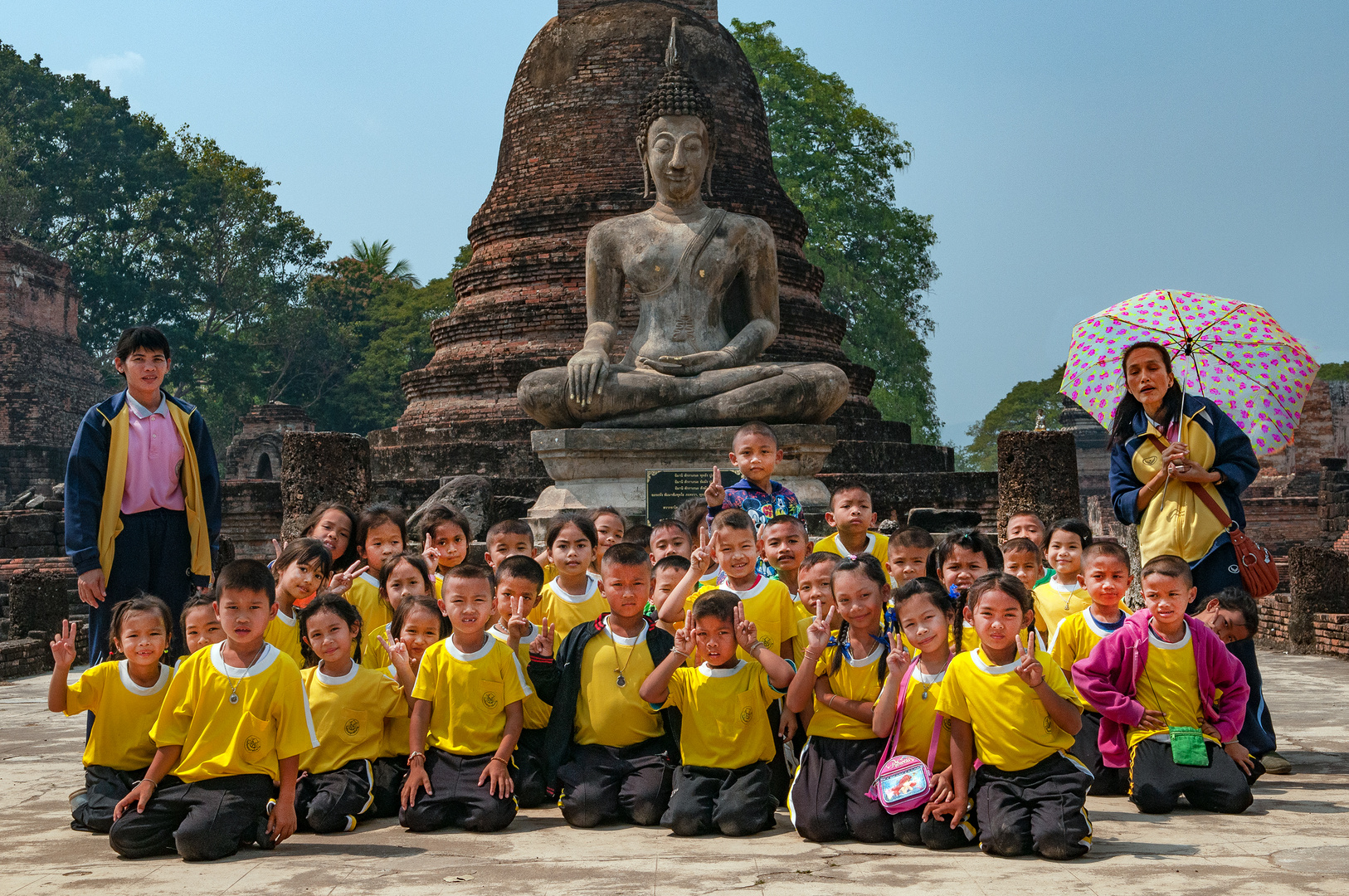 Schoolclass photo in Sukhothai