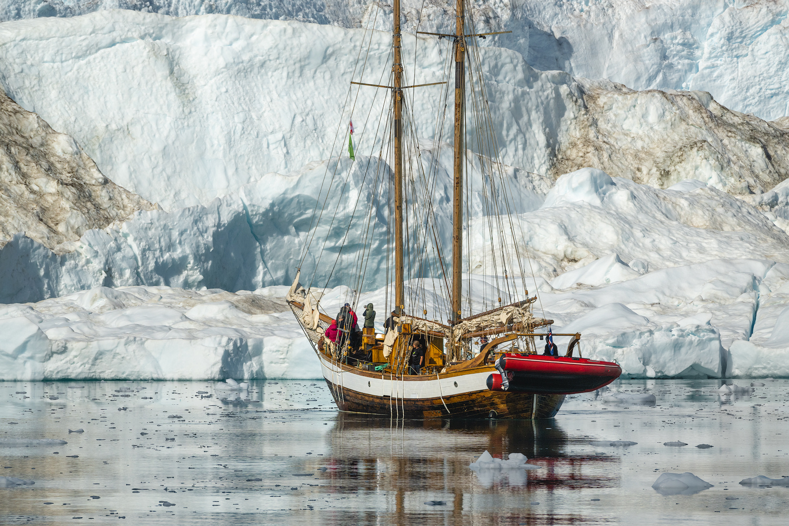 [ ... Schooner Hildur ]