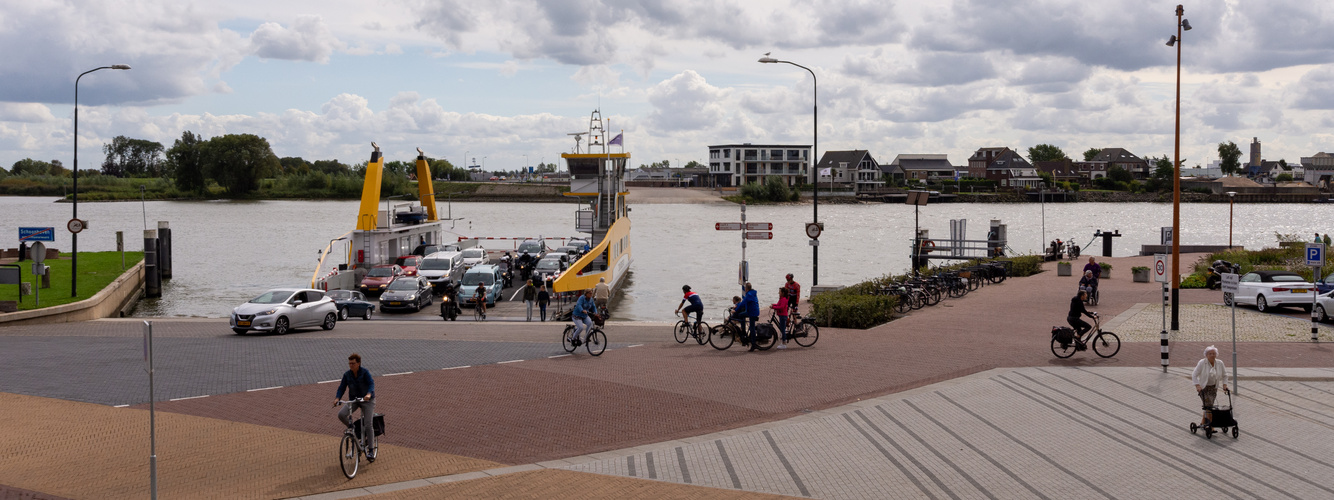 Schoonhoven - Buiten de Veerpoort - Ferry to Gelkenes