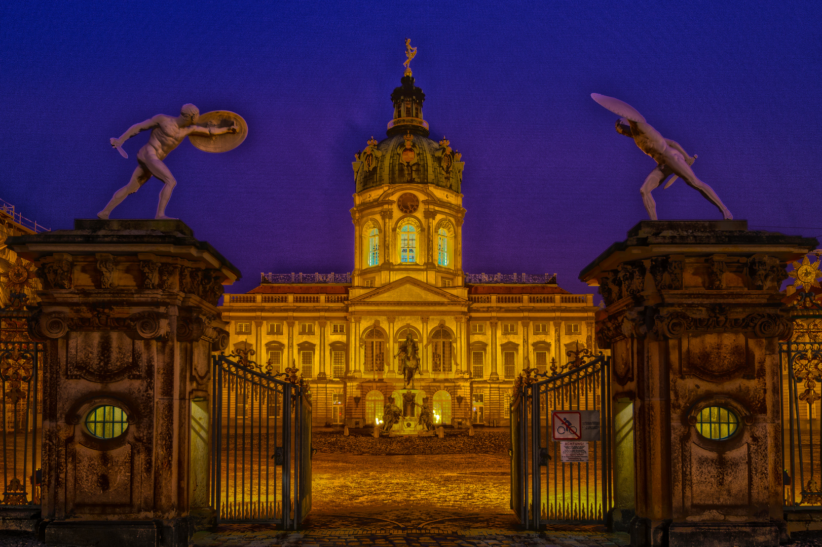 Schoss Charlottenburg - HDR - Langzeitbelichtung