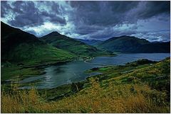 Schottlands Berge und Lochs