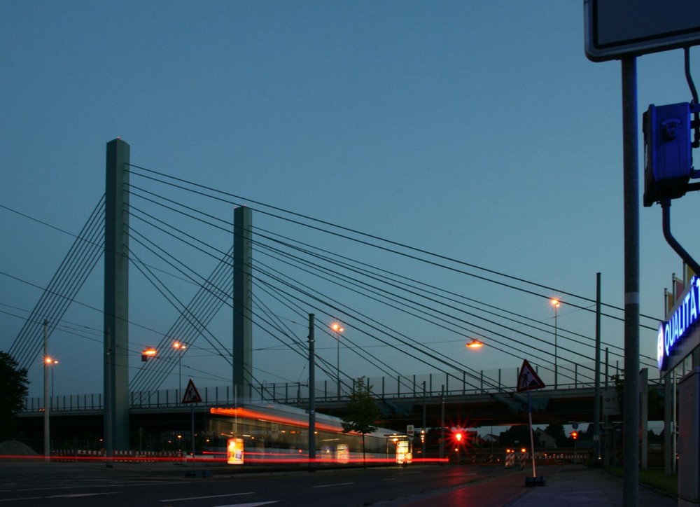 Schrägseilbrücke A281 am Bremer Airport - reloaded