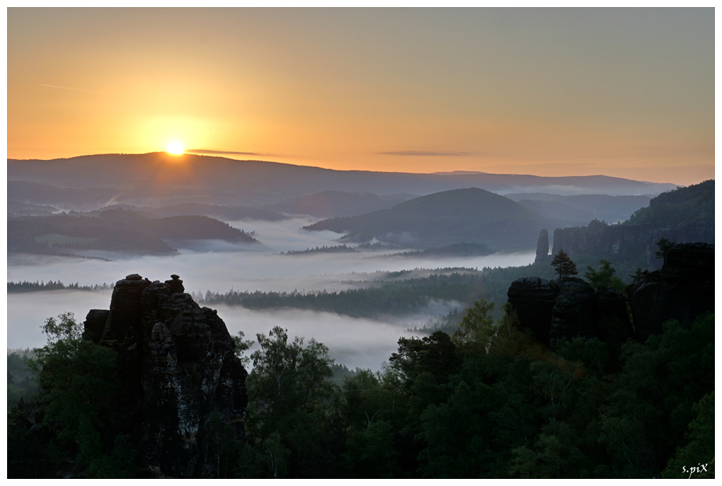 Schrammsteinaussicht mit Blick auf den Bloßstock