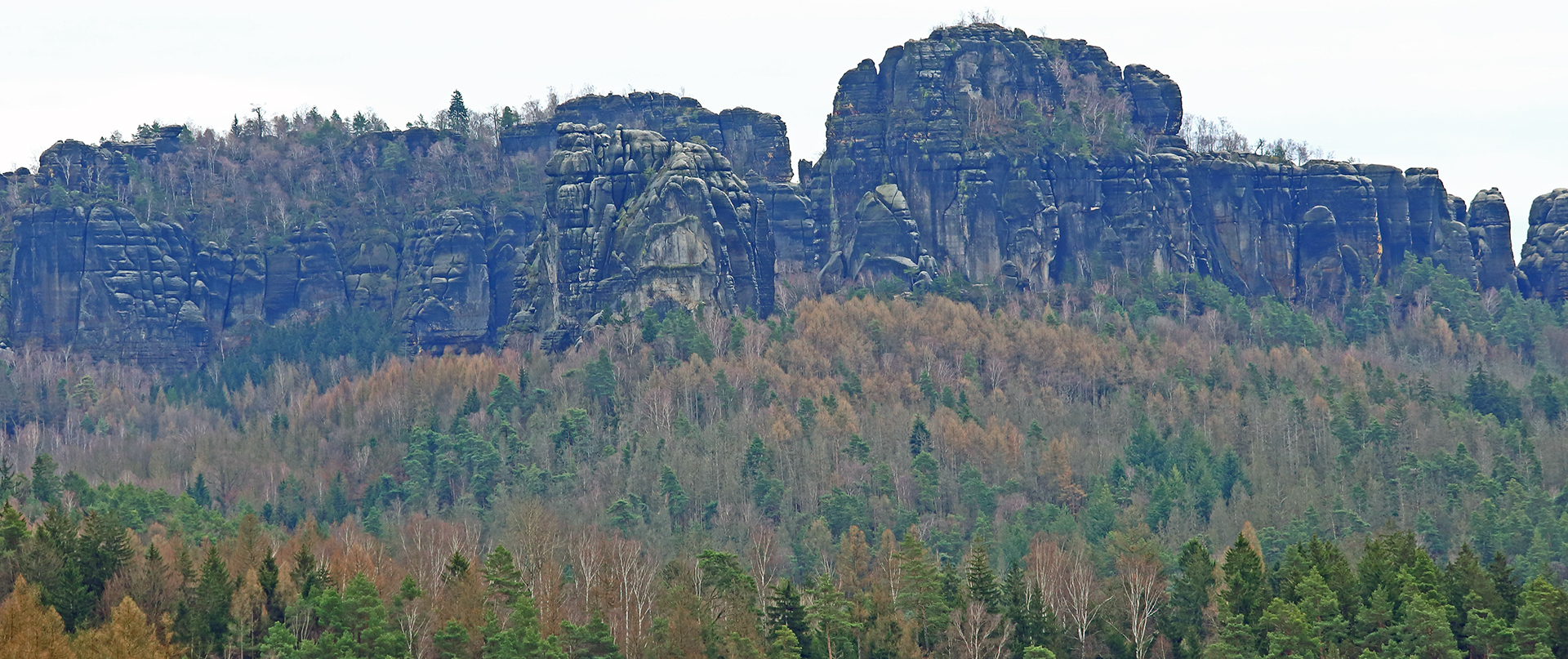 Schrammsteinblick von Altendorf in der Sächsischen Schweiz...