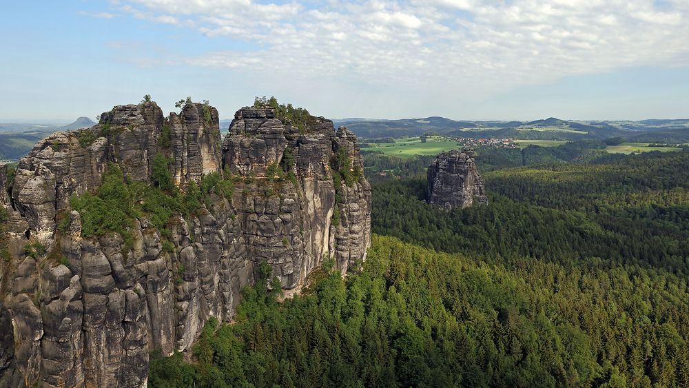 Schrammsteinkette und Falkenstein, der Wiege des Sächsischen Felskletterns