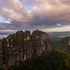 Schrammsteinmassiv am Herbstmorgen