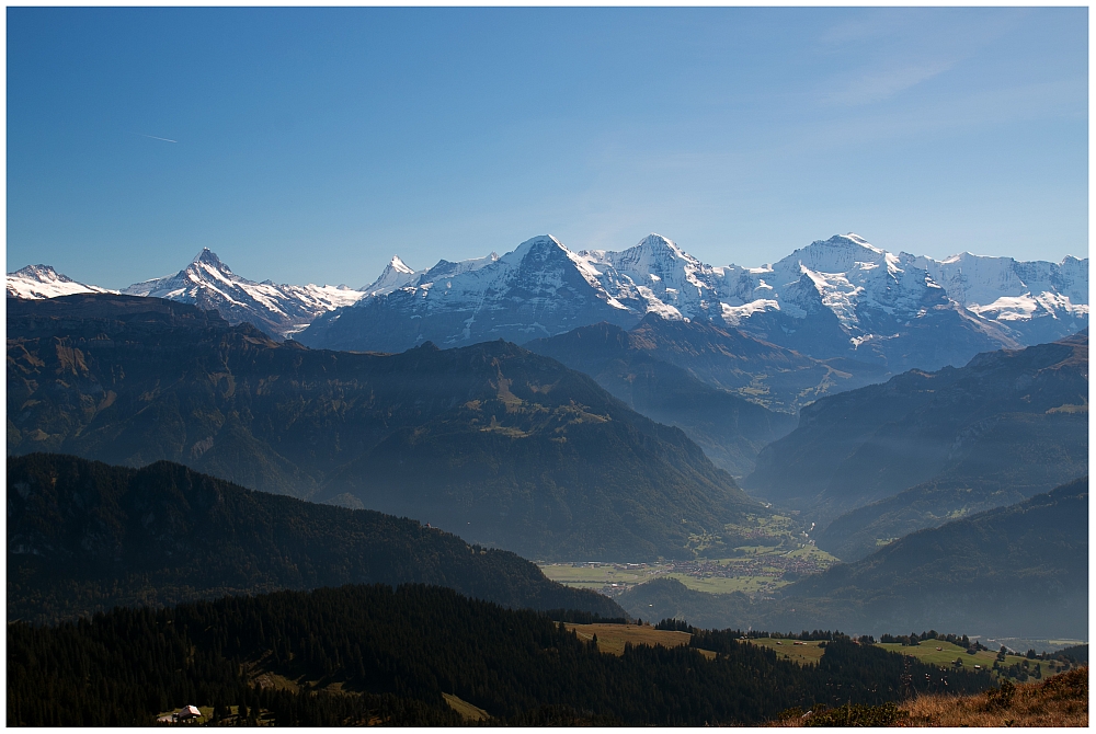 Schreckhorn, Finsteraarhorn, Eiger Mönch und Jungfrau.