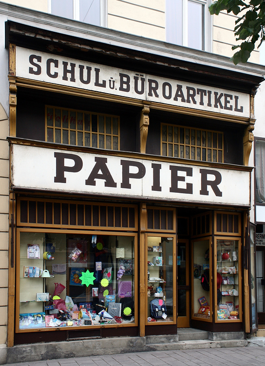 Schreibwarengeschäft in der Landstraßer Hauptstraße